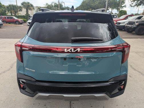 2025 Kia Seltos S