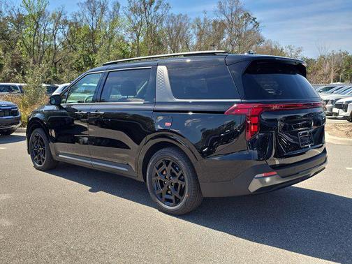 2026 Kia Carnival SX