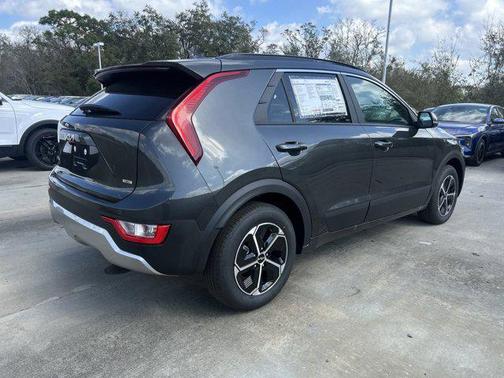 2025 Kia Niro EX