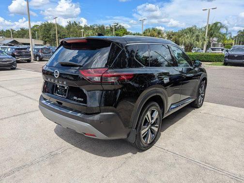 2021 Nissan Rogue SL