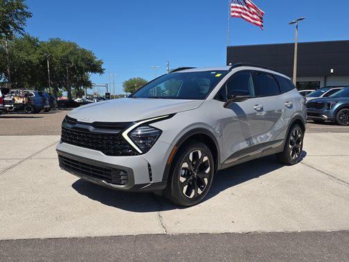 Wolf Gray 2024 Kia Sportage X-Line