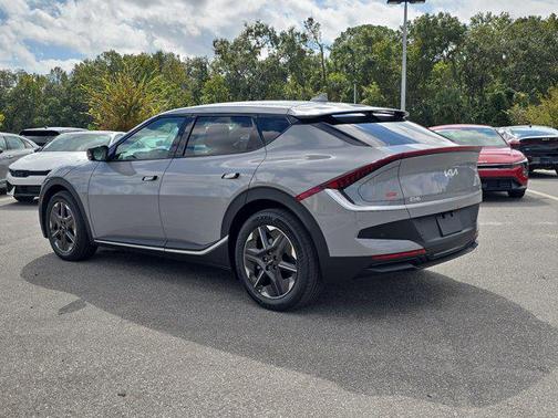 2025 Kia EV6 Light Long Range