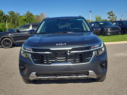 Gray 2026 Kia Seltos S