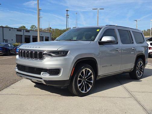 2022 Jeep Wagoneer Series III 4x2