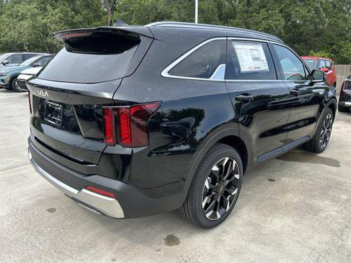 2025 Kia Sorento EX