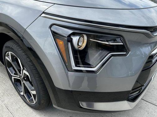 2025 Kia Niro Touring