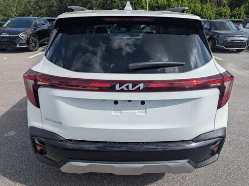 2025 Kia Seltos S