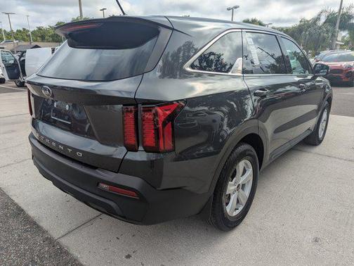 2021 Kia Sorento LX