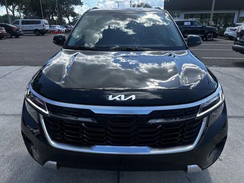 2025 Kia Seltos EX