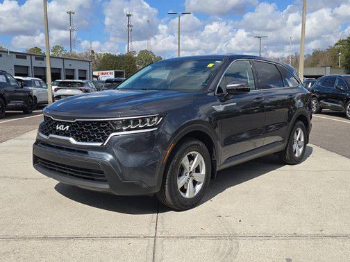 2023 Kia Sorento LX