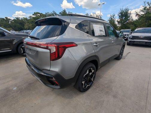 2025 Kia Seltos EX