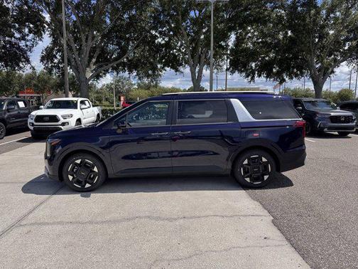 2025 Kia Carnival EX
