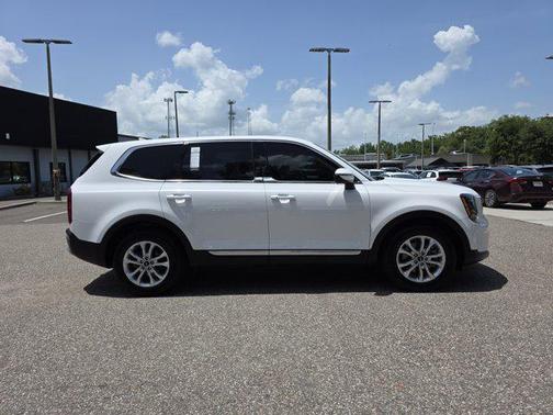 2022 Kia Telluride LX
