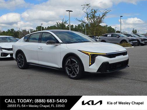 2025 Kia K4 GT-Line