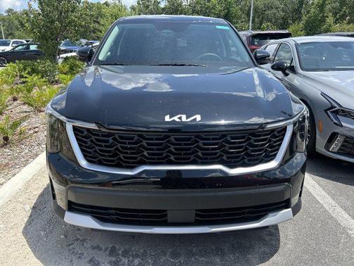 2025 Kia Sorento LX