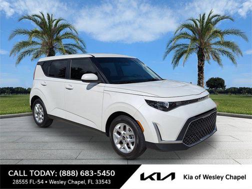 2023 Kia Soul LX