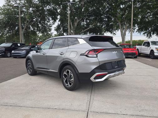 Steel Gray 2024 Kia Sportage LX