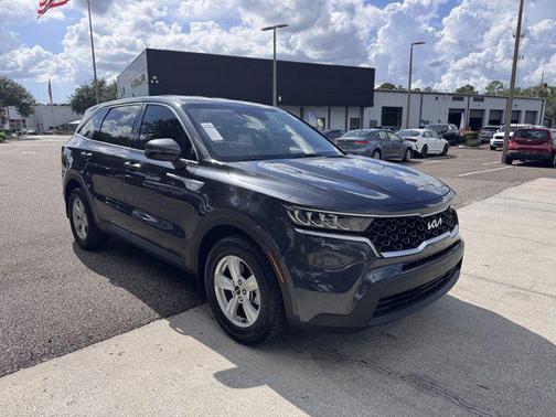 2023 Kia Sorento LX