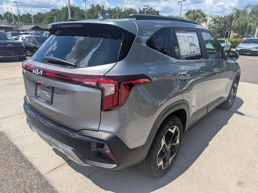 2025 Kia Seltos EX