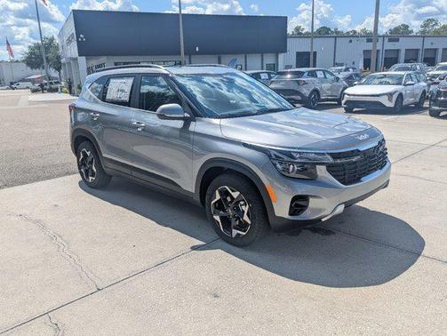 2025 Kia Seltos EX