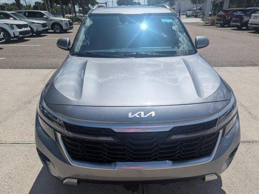 2025 Kia Seltos EX