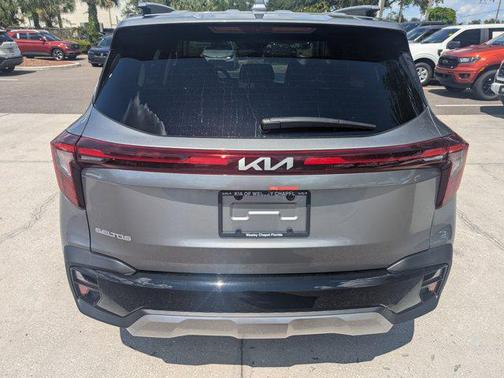 2025 Kia Seltos EX