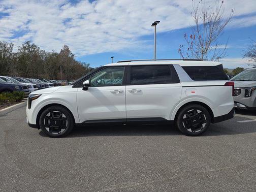 2026 Kia Carnival EX