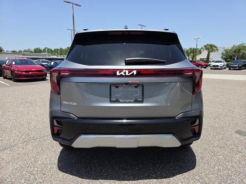 2025 Kia Seltos EX