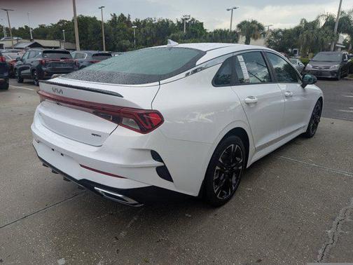 2024 Kia K5 GT-Line
