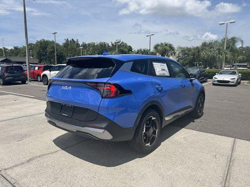2026 Kia Sportage EX