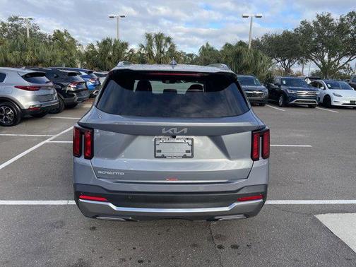 2025 Kia Sorento S