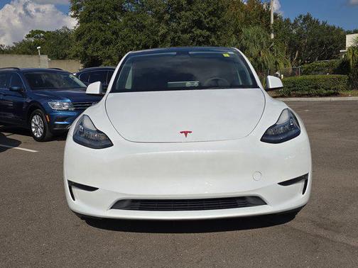 2023 Tesla Model Y Long Range Dual Motor All-Wheel Drive