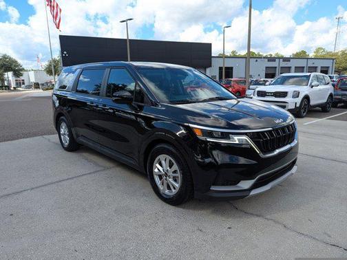 2022 Kia Carnival LXS