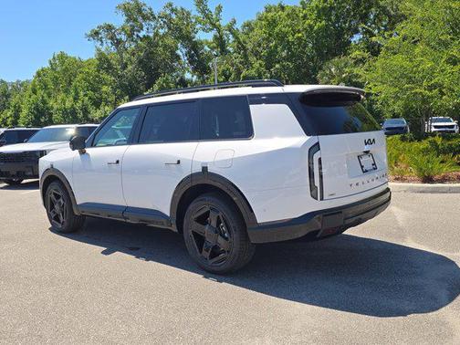Glacial White Pearl 2027 Kia Telluride Hybrid X-Line SX