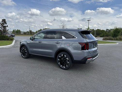 2025 Kia Sorento SX