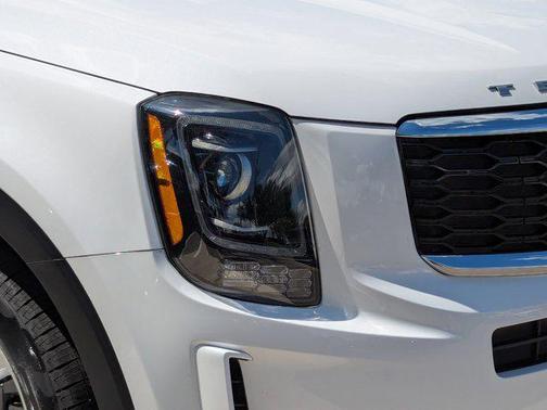 2022 Kia Telluride LX