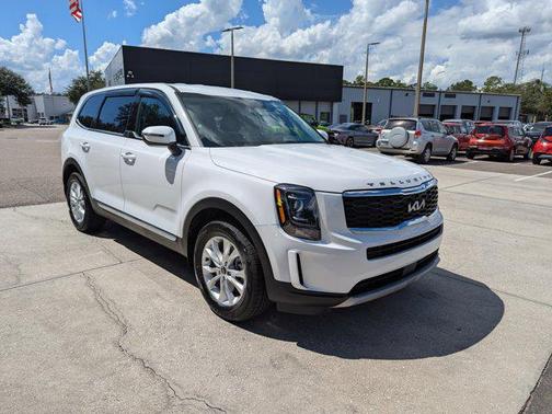 2022 Kia Telluride LX
