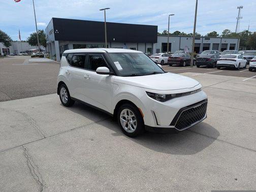 2024 Kia Soul LX