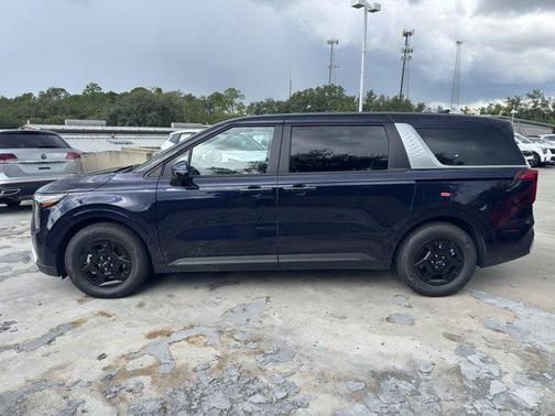 2026 Kia Carnival LX