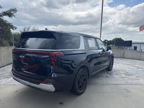 2026 Kia Carnival LX