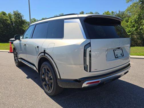 Ivory Silver 2027 Kia Telluride Hybrid SX