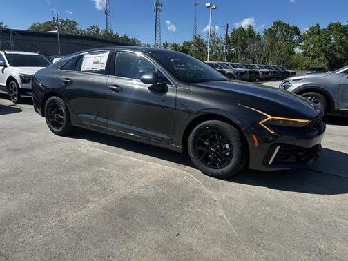 2025 Kia K5 LXS