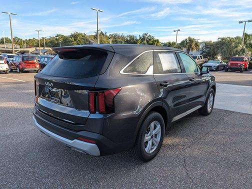 2026 Kia Sorento LX