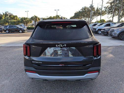 2026 Kia Sorento LX