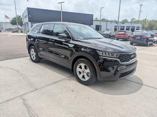 2022 Kia Sorento LX