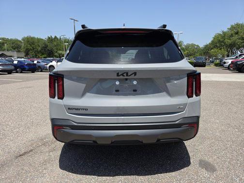 2025 Kia Sorento EX