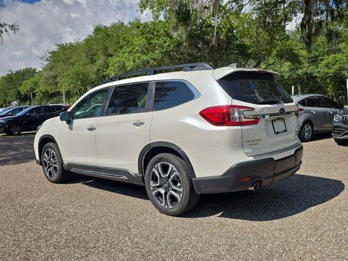 Crystal White Pearl 2023 Subaru Ascent Touring 7-Passenger