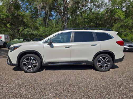 Crystal White Pearl 2023 Subaru Ascent Touring 7-Passenger