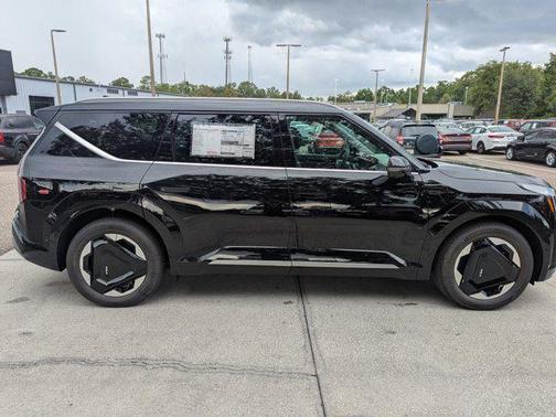 2026 Kia EV9 Land