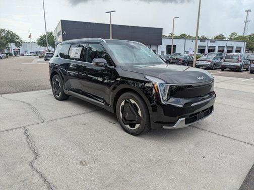 2026 Kia EV9 Land